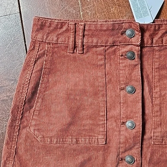 NWT AE sz 6 brown corduroy skirt. Super hi-rise a-line - Picture 2 of 8